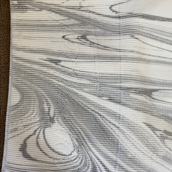 marble earth choker crop/bra with mid fire legging - Picture 13 of 16